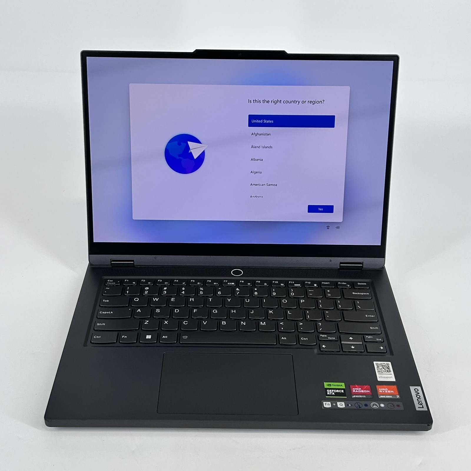 Lenovo Legion Slim 5 Gen 8 14 QHD+ 3.8GHz Ryzen 7 7840HS 16GB 512GB SSD RTX 4060