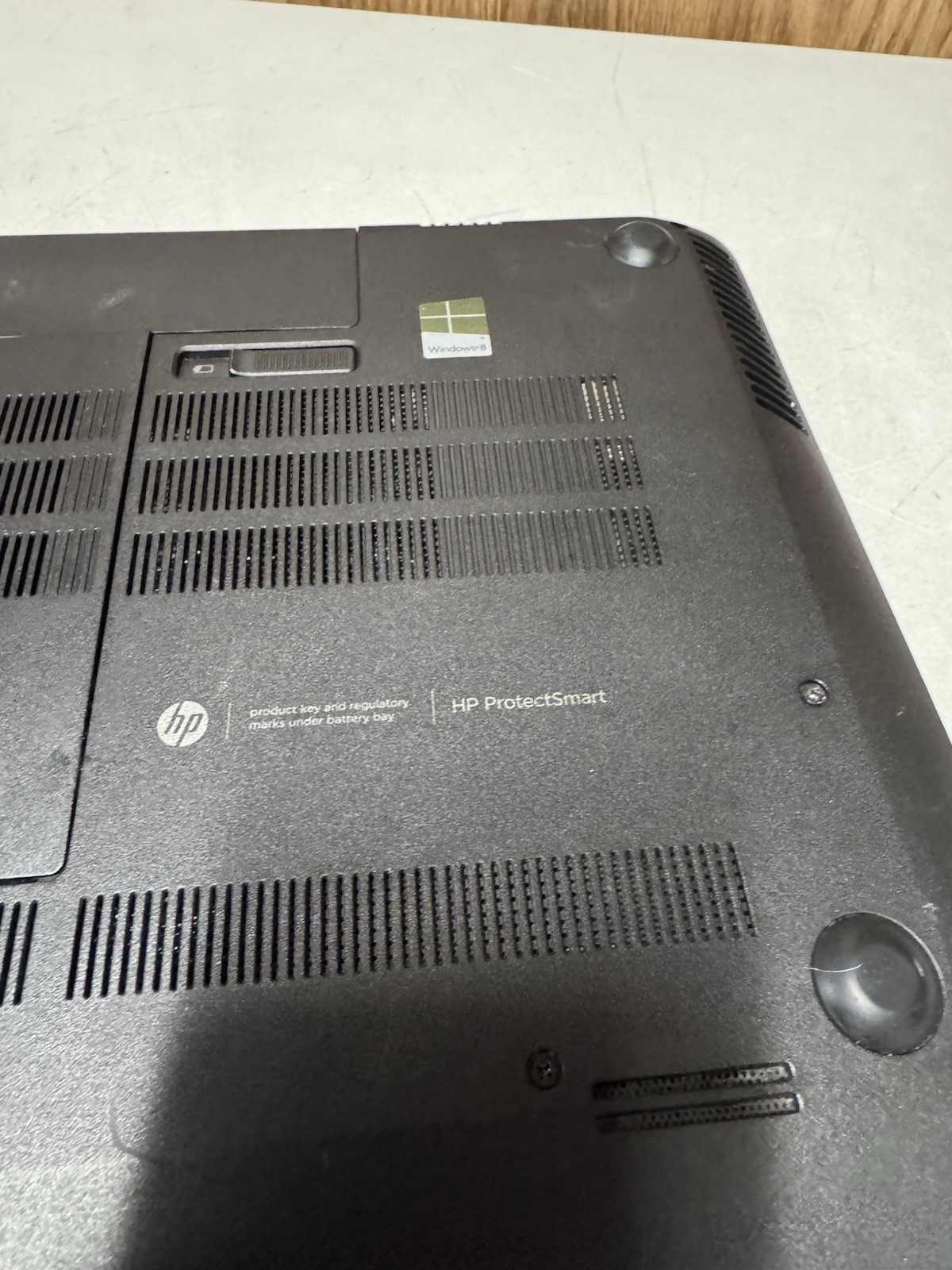 HP Envy 15 i7-4700MQ 2.40GHz 8GB RAM No SSD Bad Battery For Parts