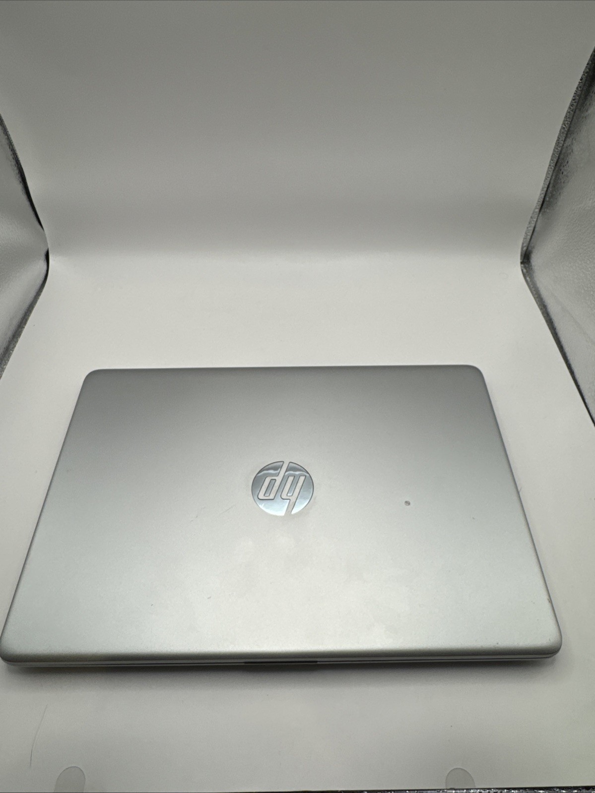 HP 14-dk0xxx Laptop AMD A9-9425 3.1GHz 8GB RAM Windows 14” + Charger