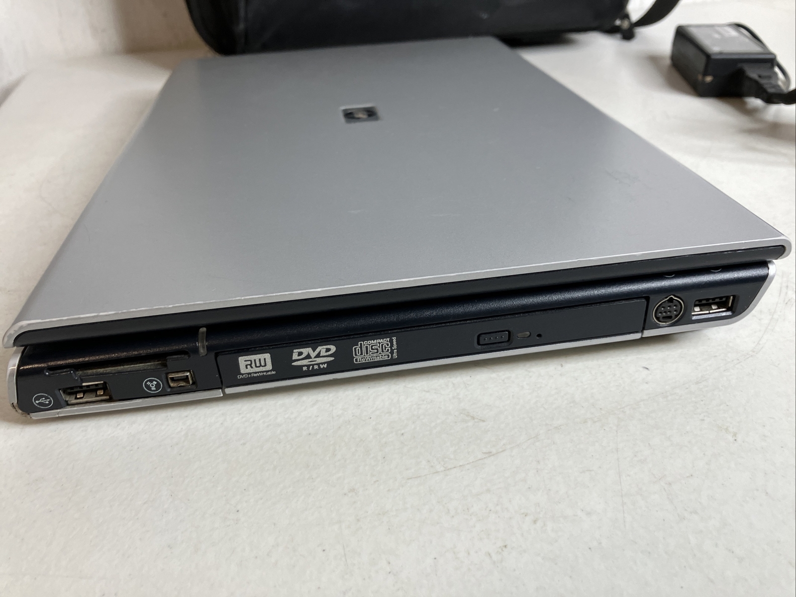 HP Pavilion DV1000 Laptop W/ Charger & Bag / For Parts or Repair