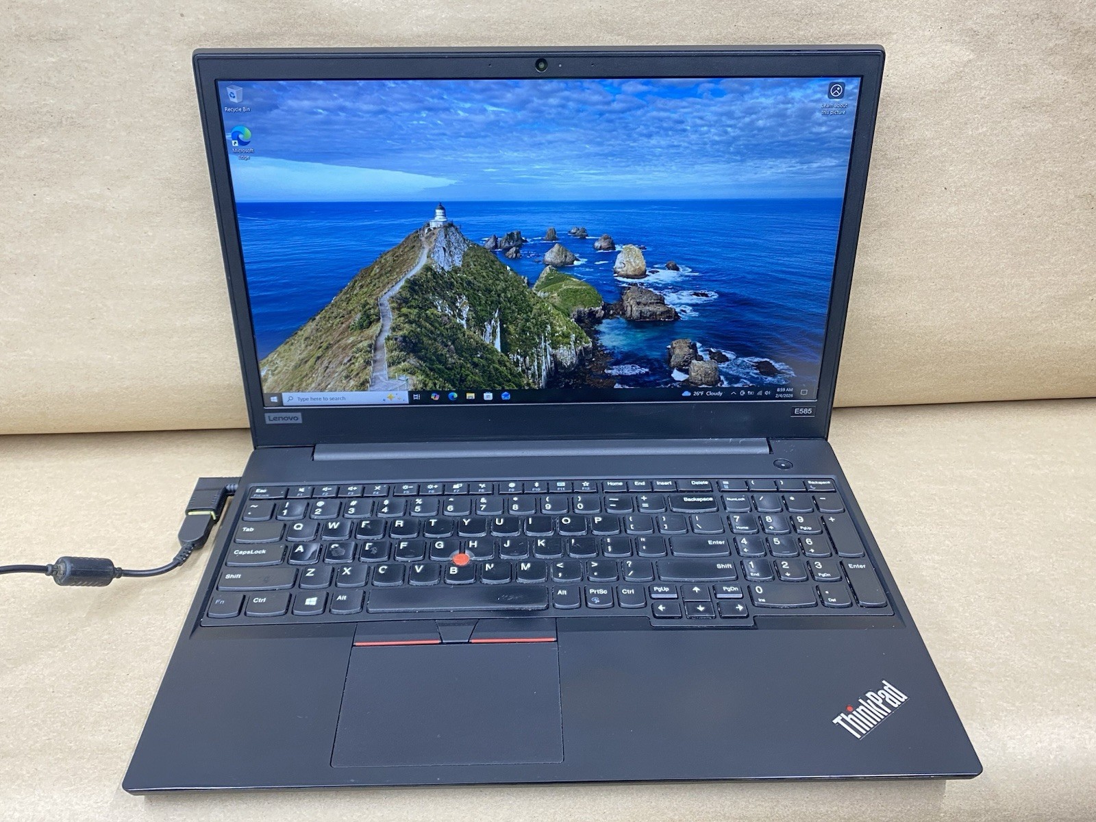 Lenovo E585 – 15.5′ FHD- AMD Ryzen 5 2500U – 4GB – 256GB – Win 10 NO Battery