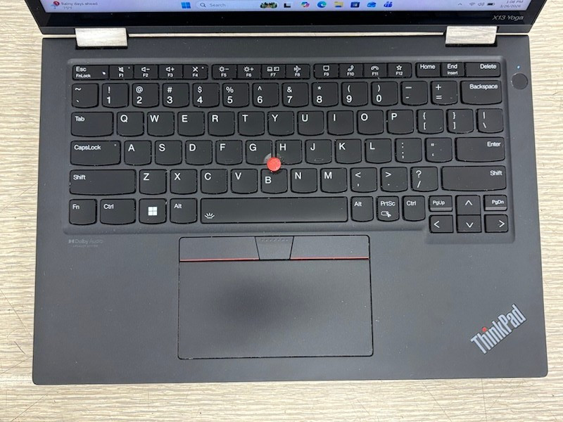 Lenovo ThinkPad X13 Yoga Gen 2 13″ i5-1145G7 16GB 256GB SSD W11P -(screen issue)