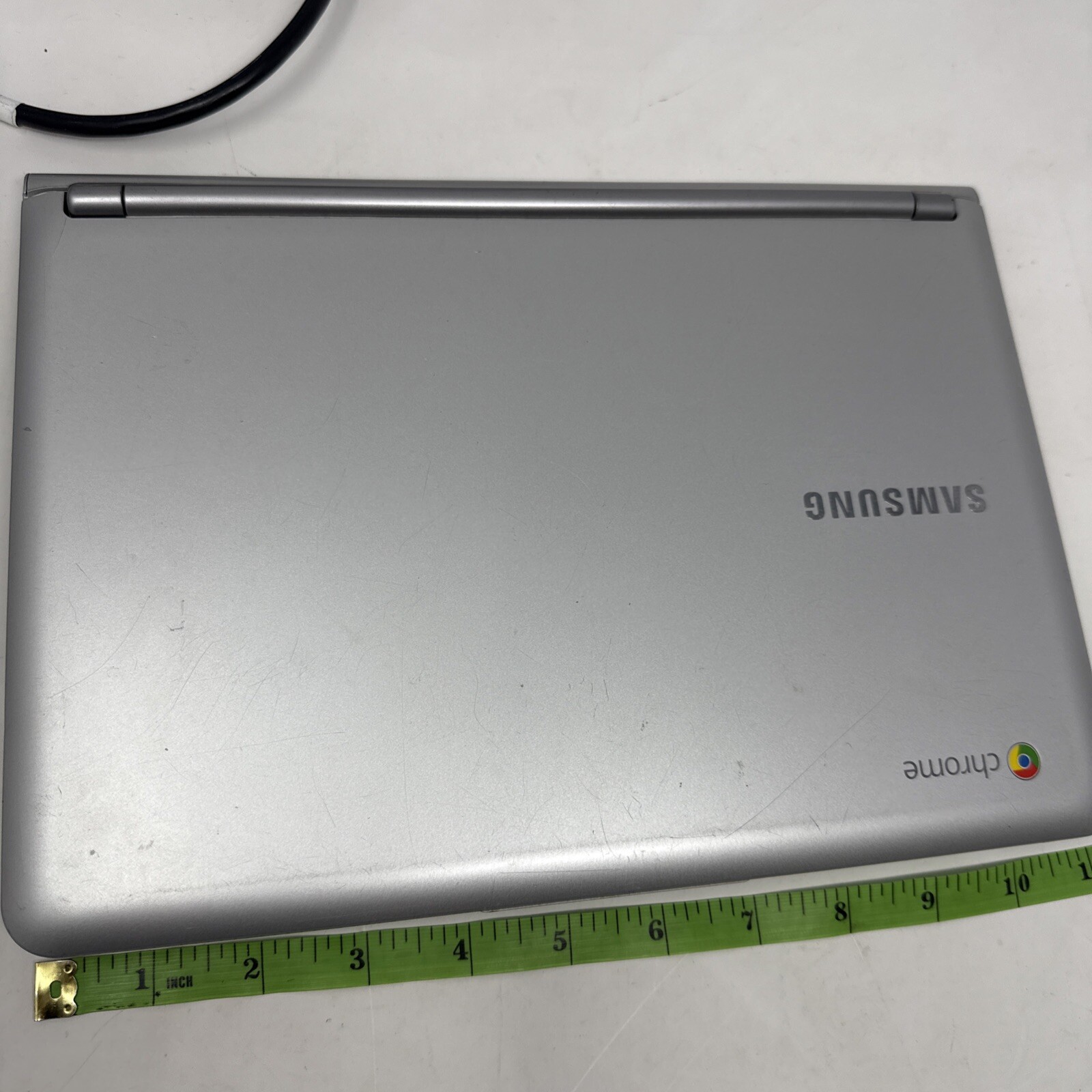 Samsung Chrome Notebook Model XE303C12 + PS – For Parts – Bad Display – AS IS