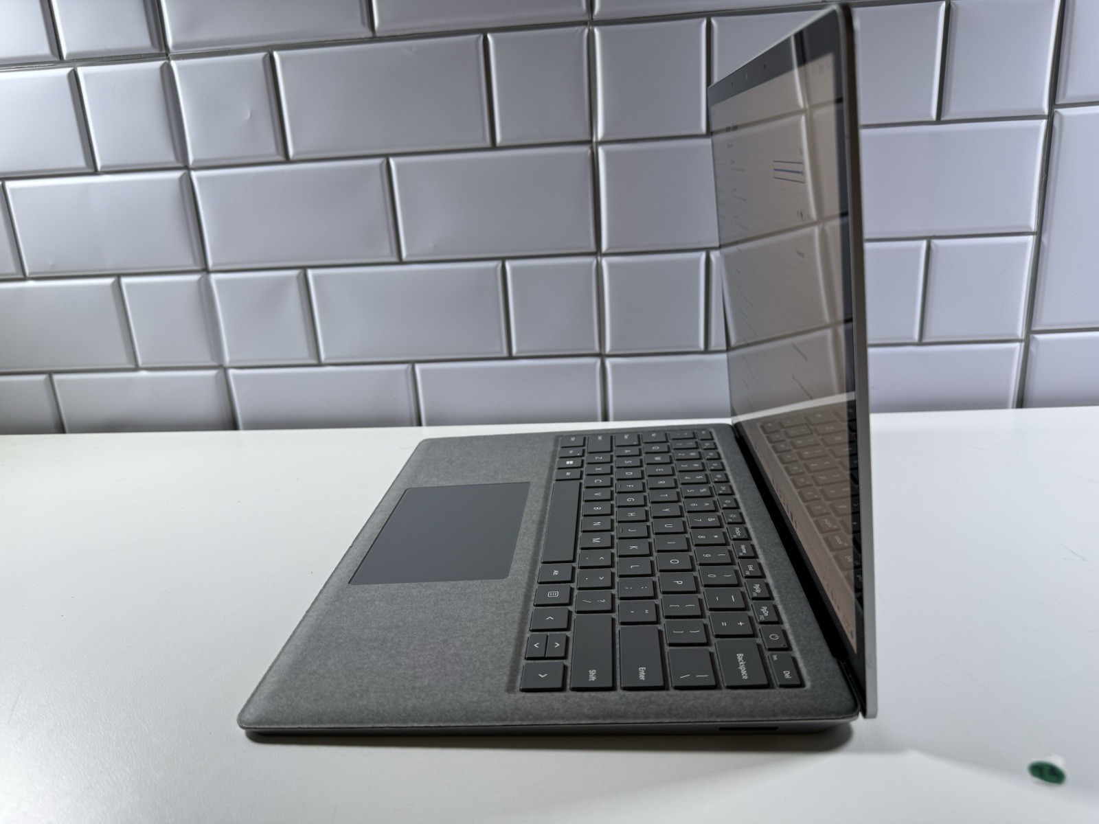 Microsoft Surface Laptop 5 13.5” 1950 Intel Core i7-1265U 16GB RAM 512GB NVME