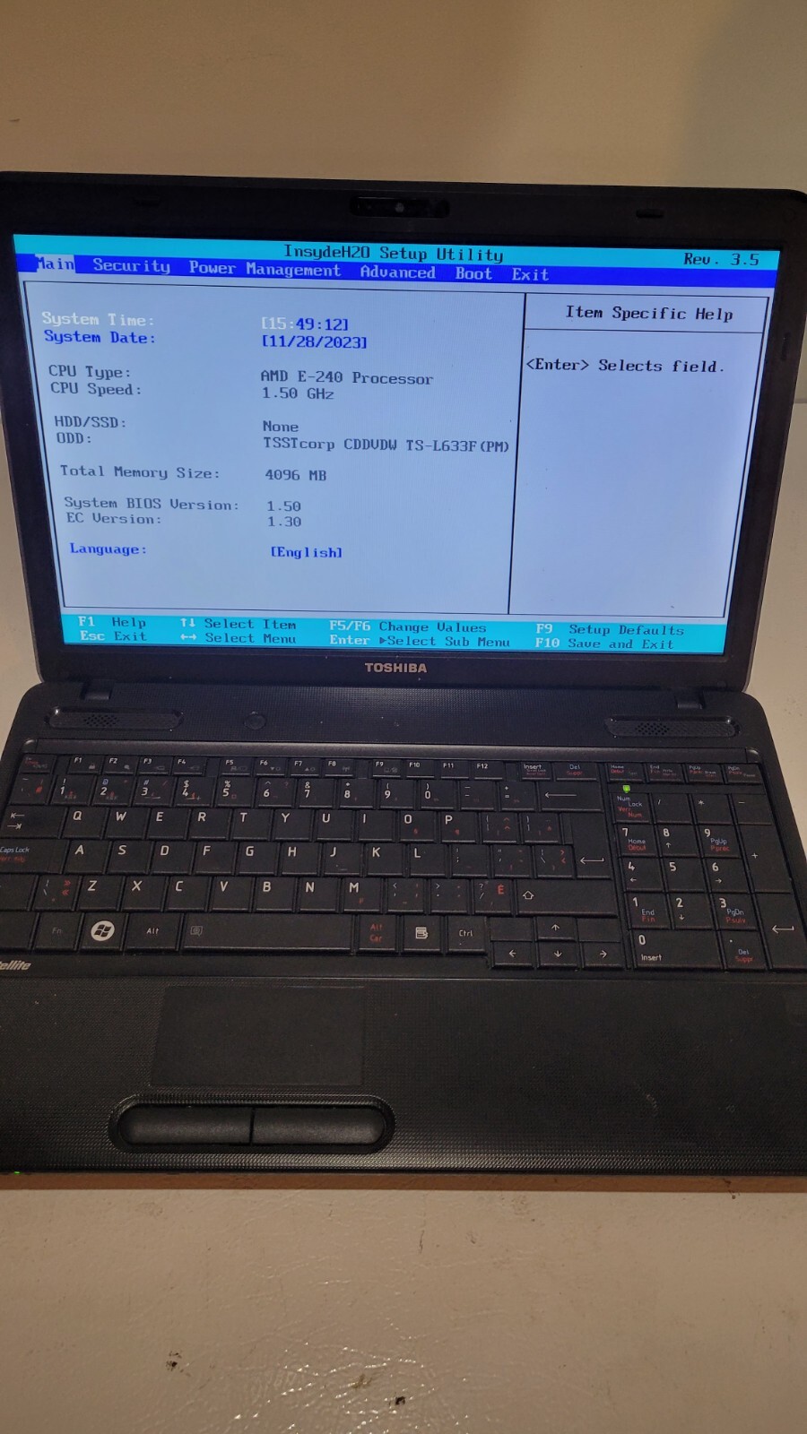 Toshiba Satellite C650D-005 | AMD E-240 1.5GHz| 4GB RAM | 15.6″ | NO HDD | NO AC
