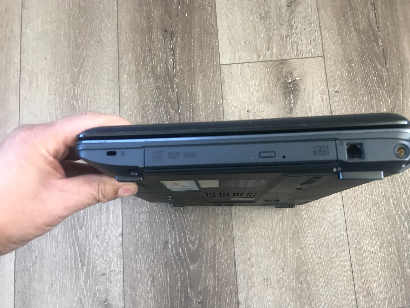 Acer Aspire 4730Z 14.1″ Intel Pentium Dual T3400 2.16GHz 4GB RAM 240GB SSD Win10