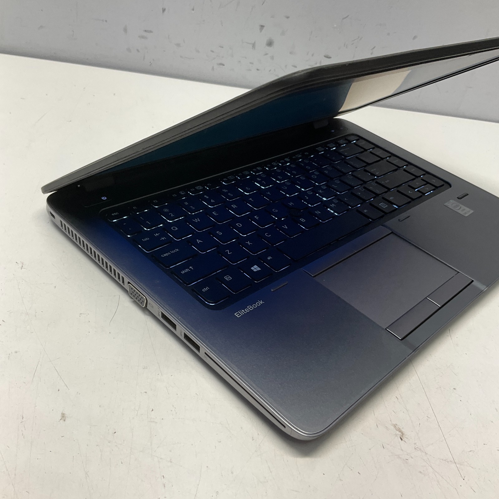 HP EliteBook 840 G1 14″ Intel Core i5-4300U 1.90GHz 4GB 250GB SSD Windows 10 Pro
