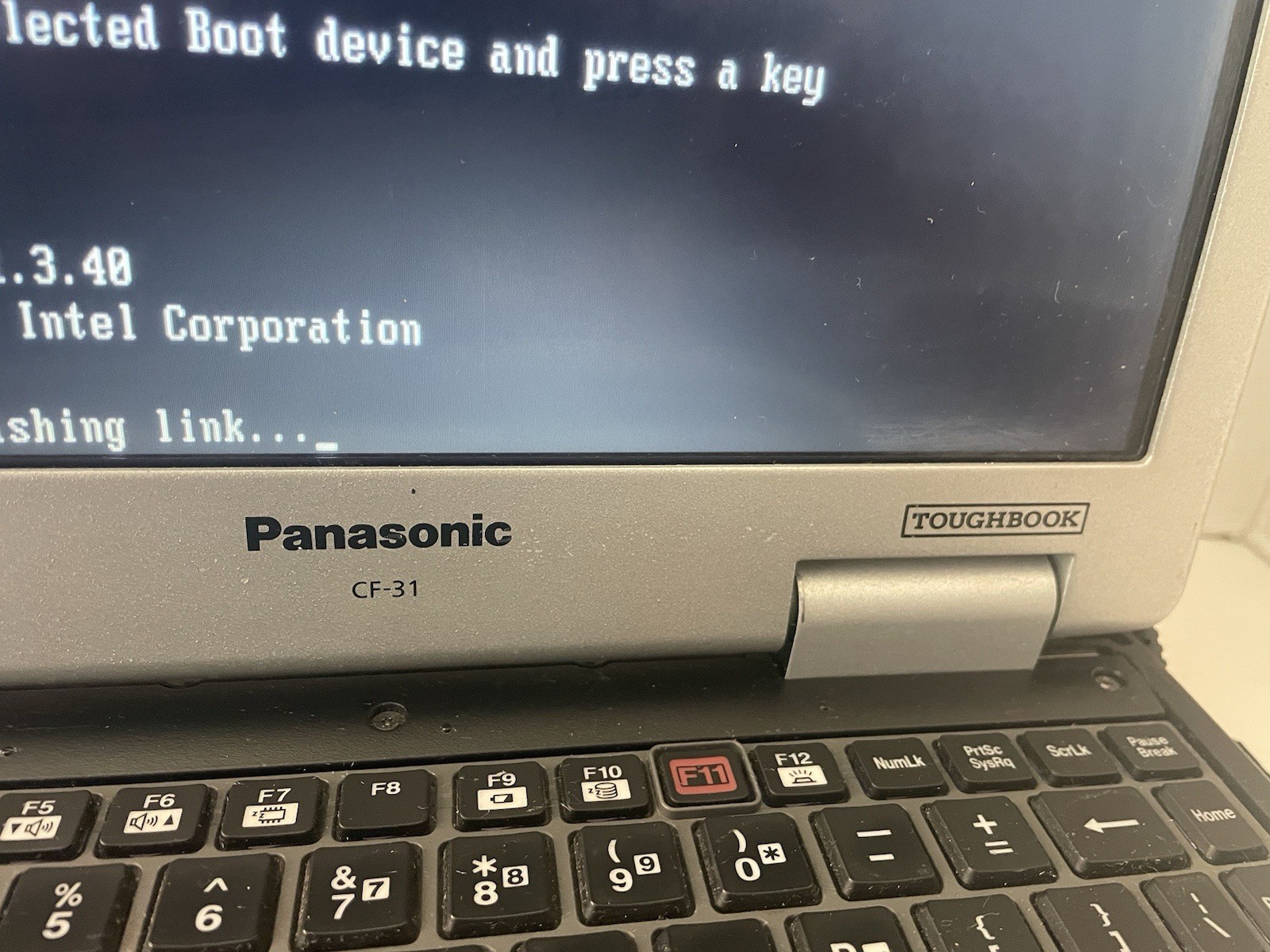 Lot 2 Panasonic CF-31 Core i3-2310M 2.10GHz 4GB RAM – No HHD – With Battery