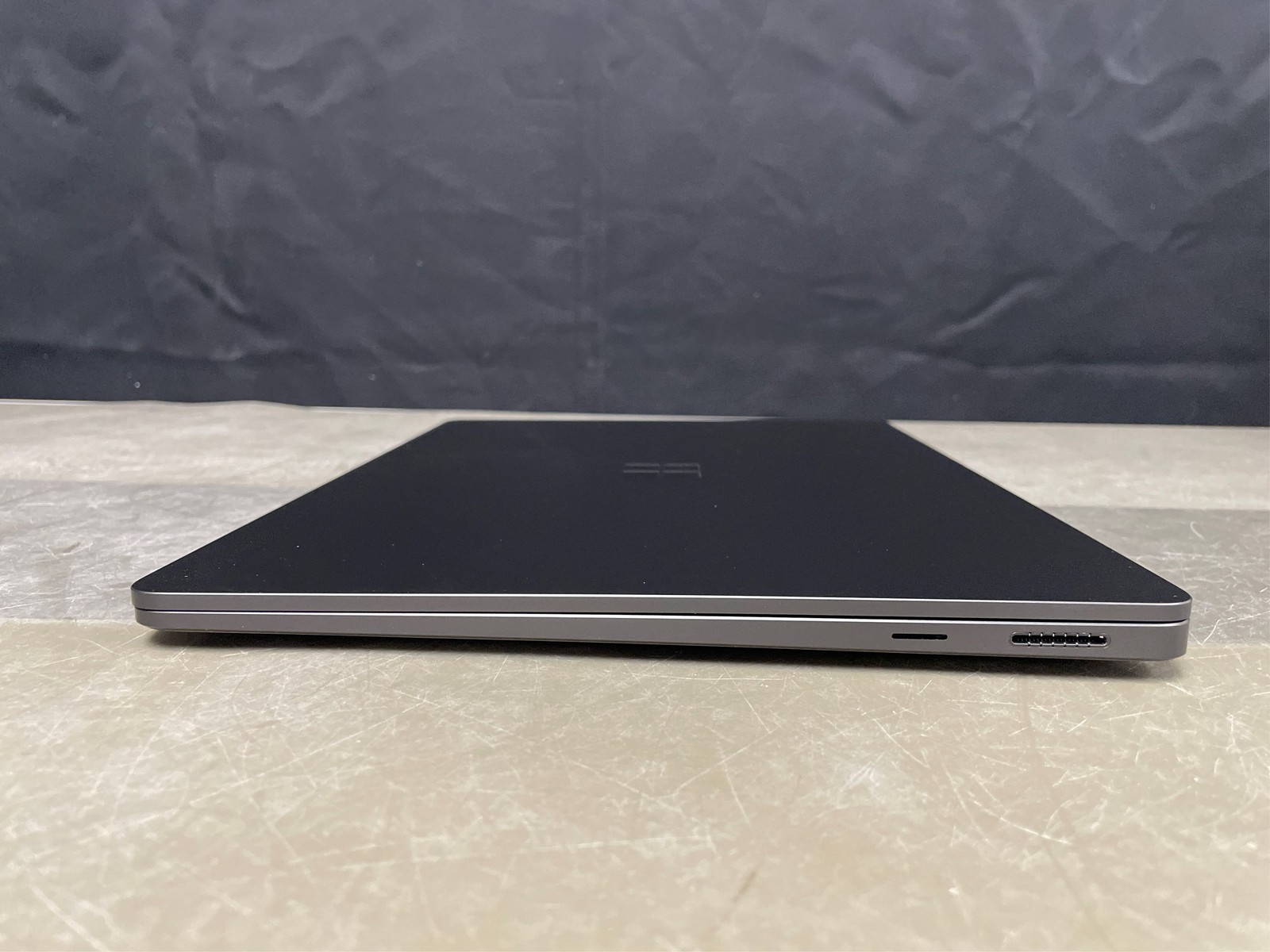 Microsoft Surface Laptop Copilot+ PC 15″ FHD LED Touchscreen Snapdragon X Elit 1