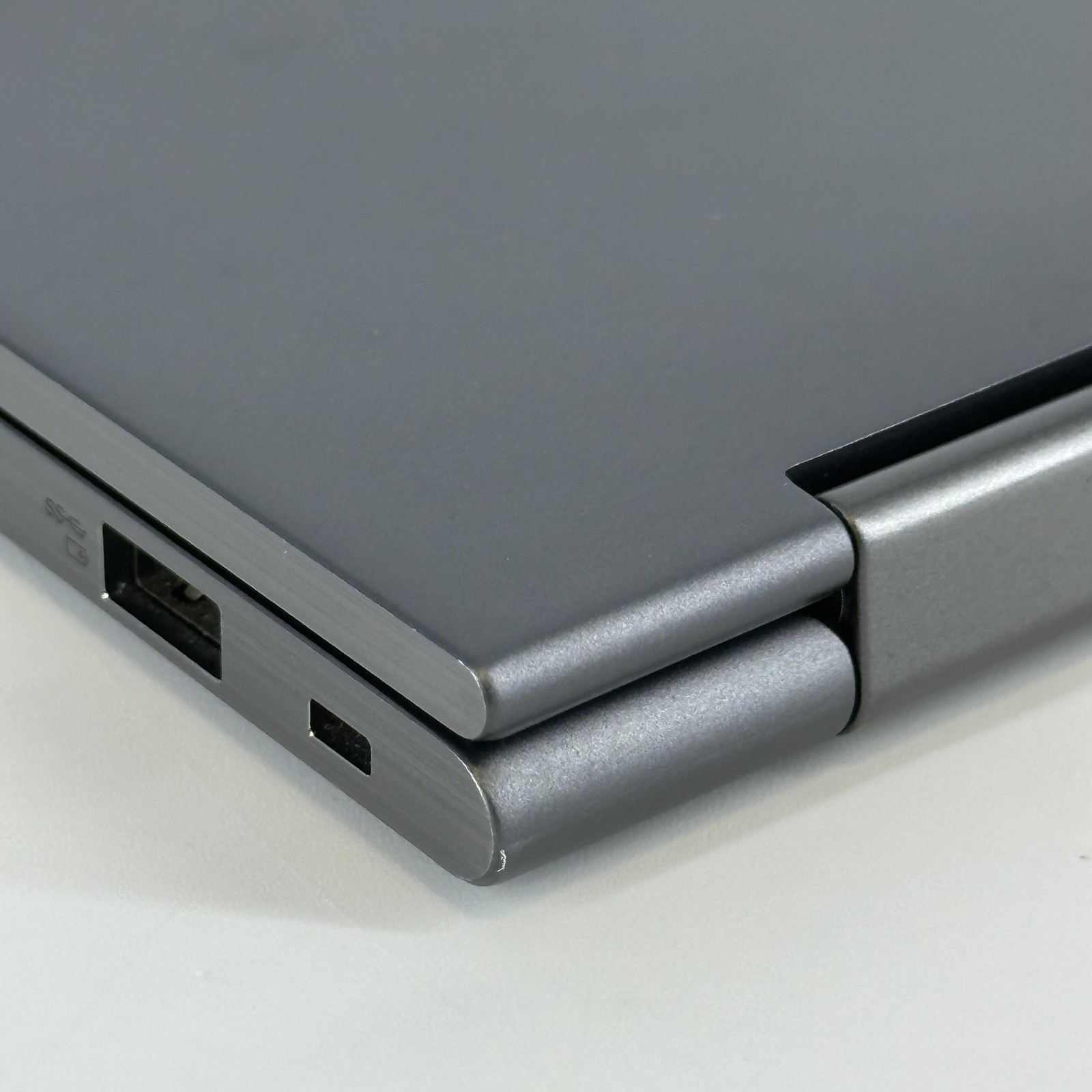 Lenovo ThinkPad X1 Yoga Gen 7 14 FHD+ TOUCH i7-1265U 16GB 512GB SSD – BENT FRAME