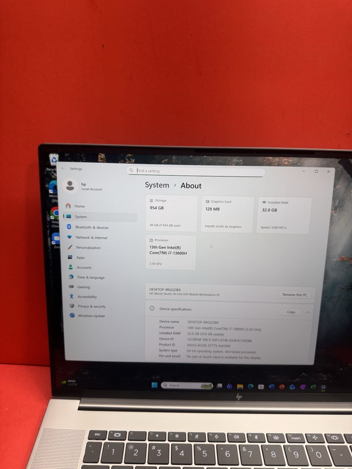 HP ZBook Studio G10 16″ 4K+ 13th I7-13800H 2500Mhz 1TB SSD 32GB Windows Pro