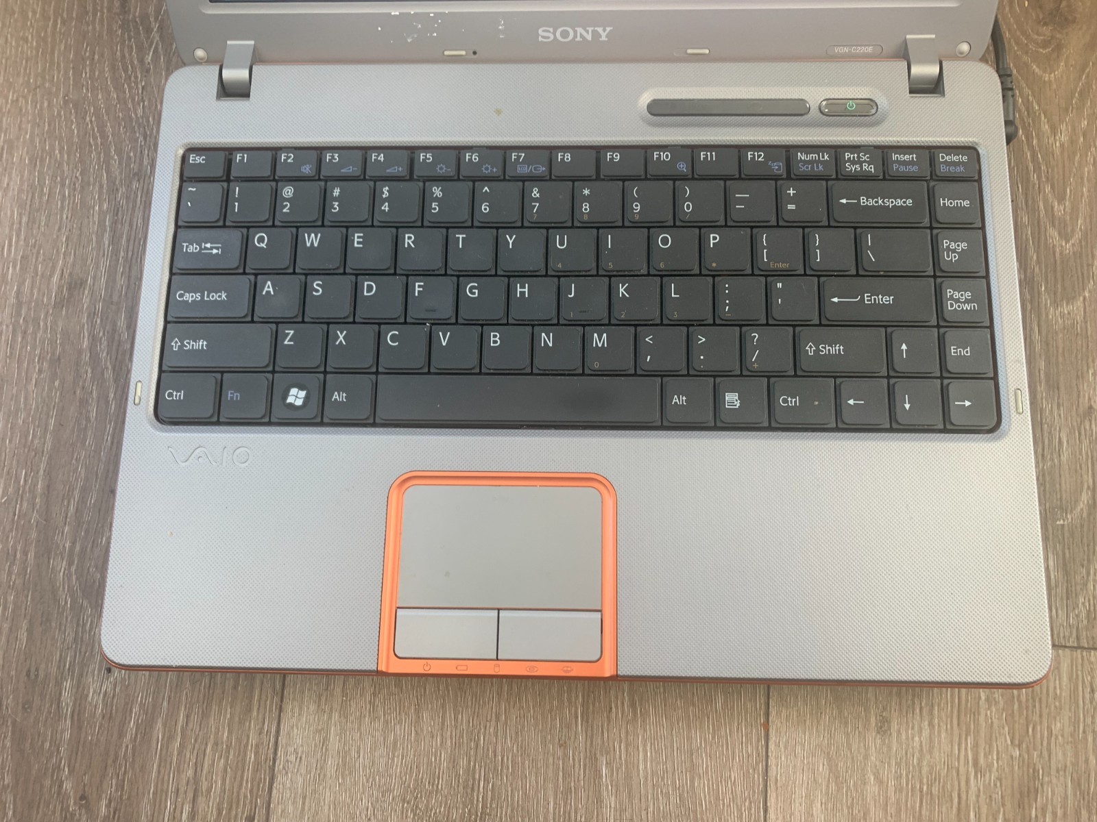 Sony PCG-6R3L VGN-C220E 13.4″ Intel Core 2 T5500 1.66GHz 1GB Ram 250GB HDD Win 7