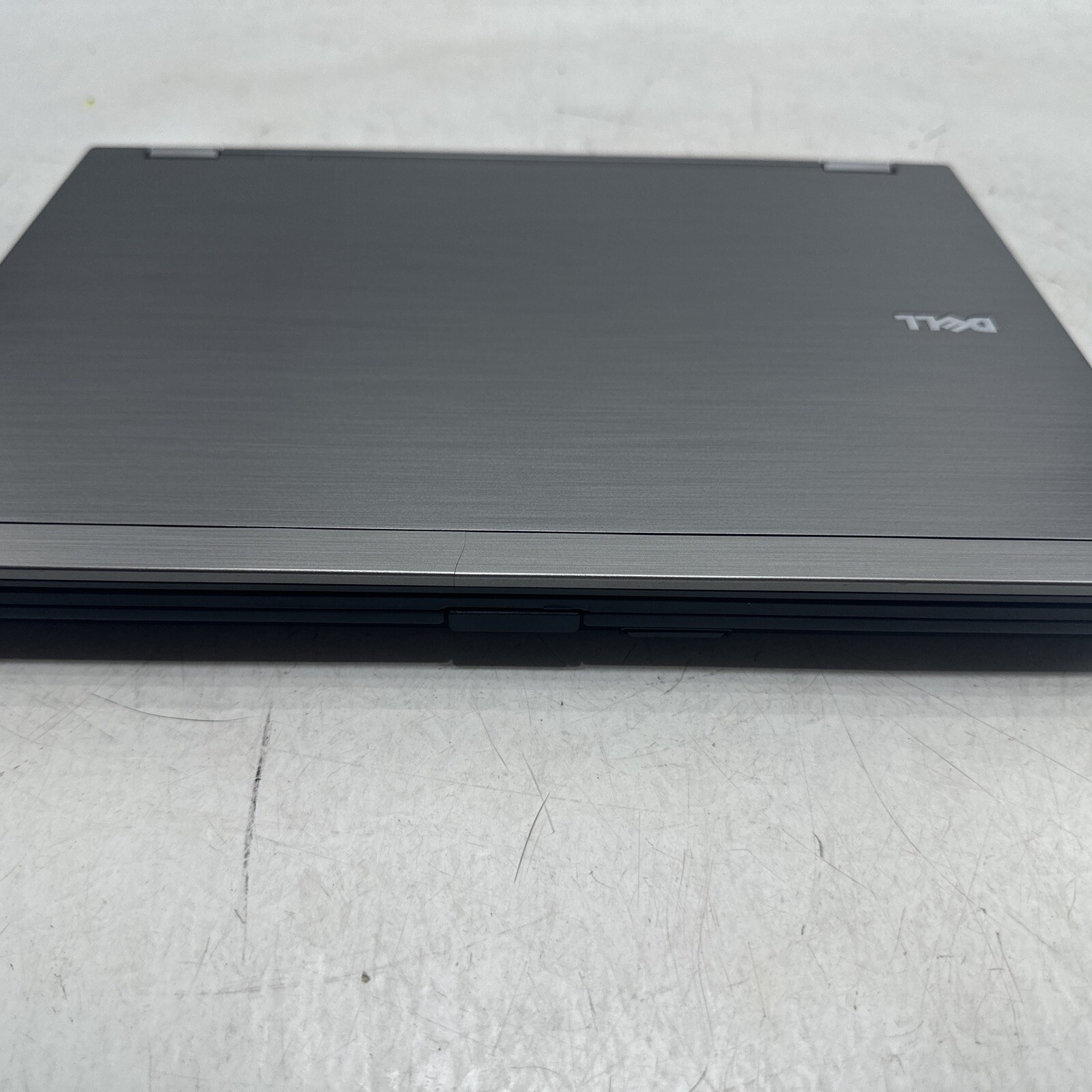 DELL LATITUDE E6410 CORE I5 M520 @ 2.40GHz 4GB RAM NO Hard Drive