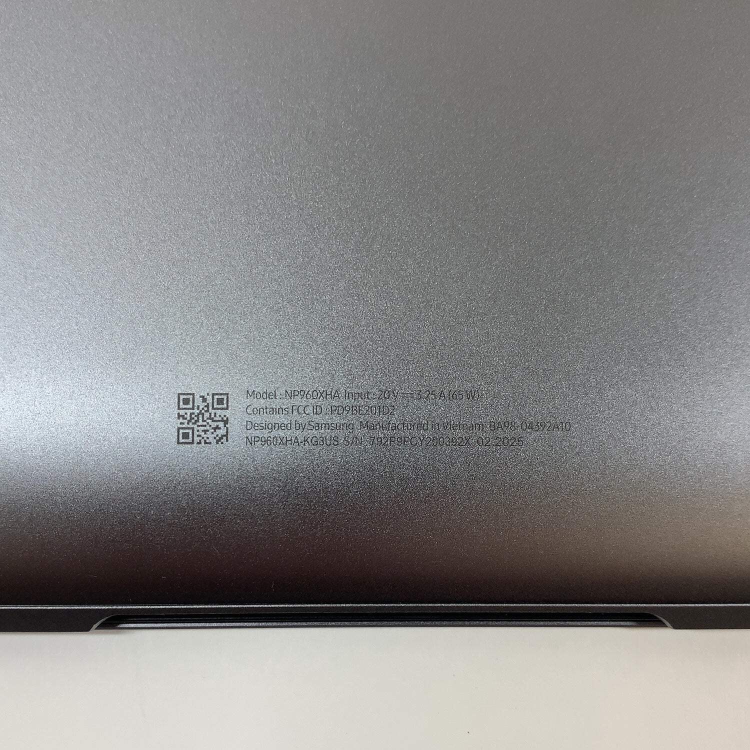 Samsung Galaxy Book5 Pro NP960XHA 16″ Core Ultra 7 258V 2.2GHz 32GB RAM 1TB SSD