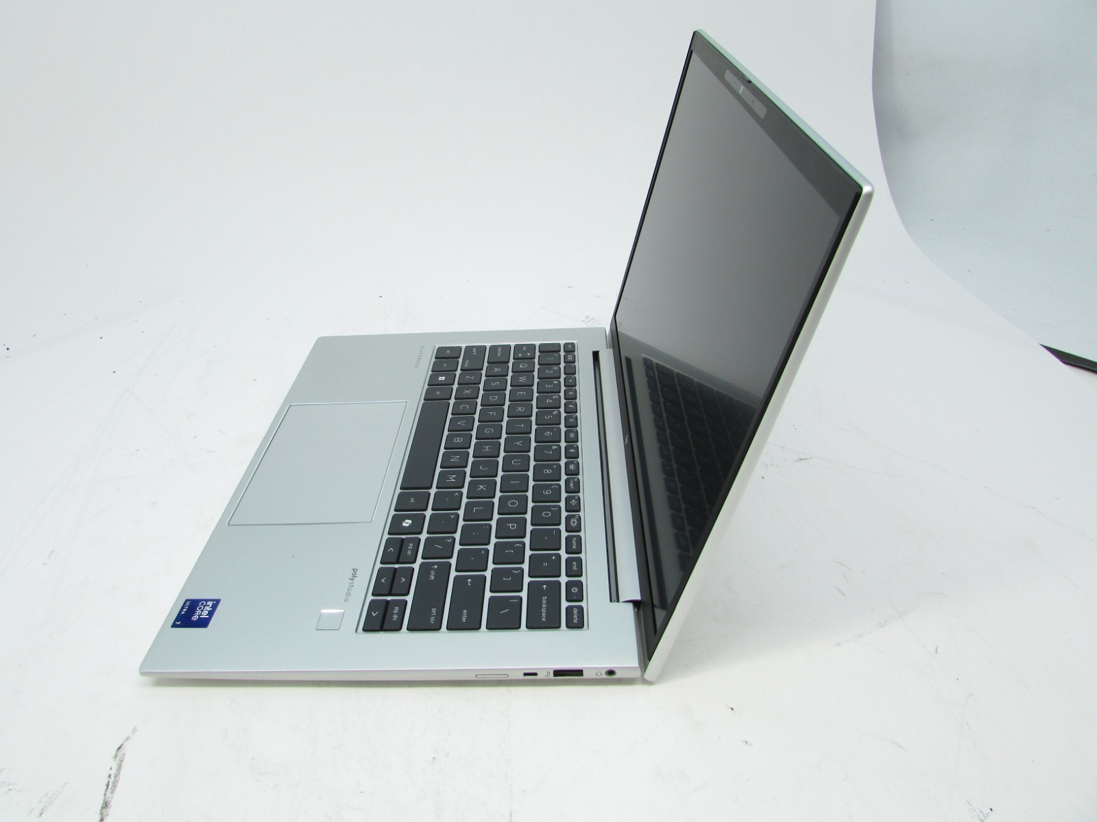 HP EliteBook 840 G11 14″ Ultra 7 165U 4.9GHz 16GB RAM 256GB Win 11 Home No AC