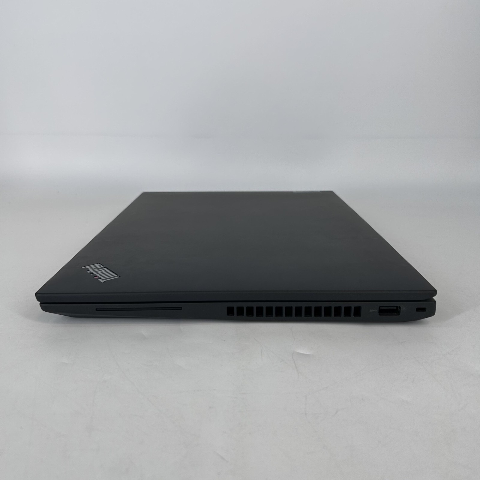 Lenovo ThinkPad T16 Gen 2 FHD+ 1.8 GHz i7-1365U 16GB 1TB SSD Very Good