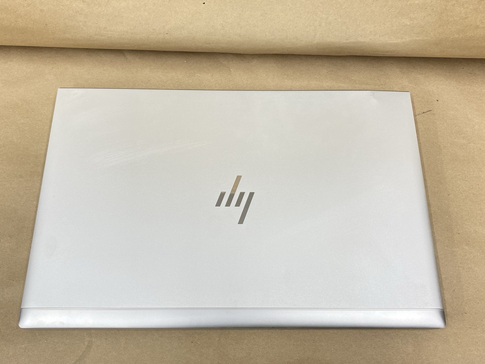 HP 850 G7 – 15.5″ FHD – Touch – i5-10310U – 8GB – 256GB SSD – Win 11 Pro – READ