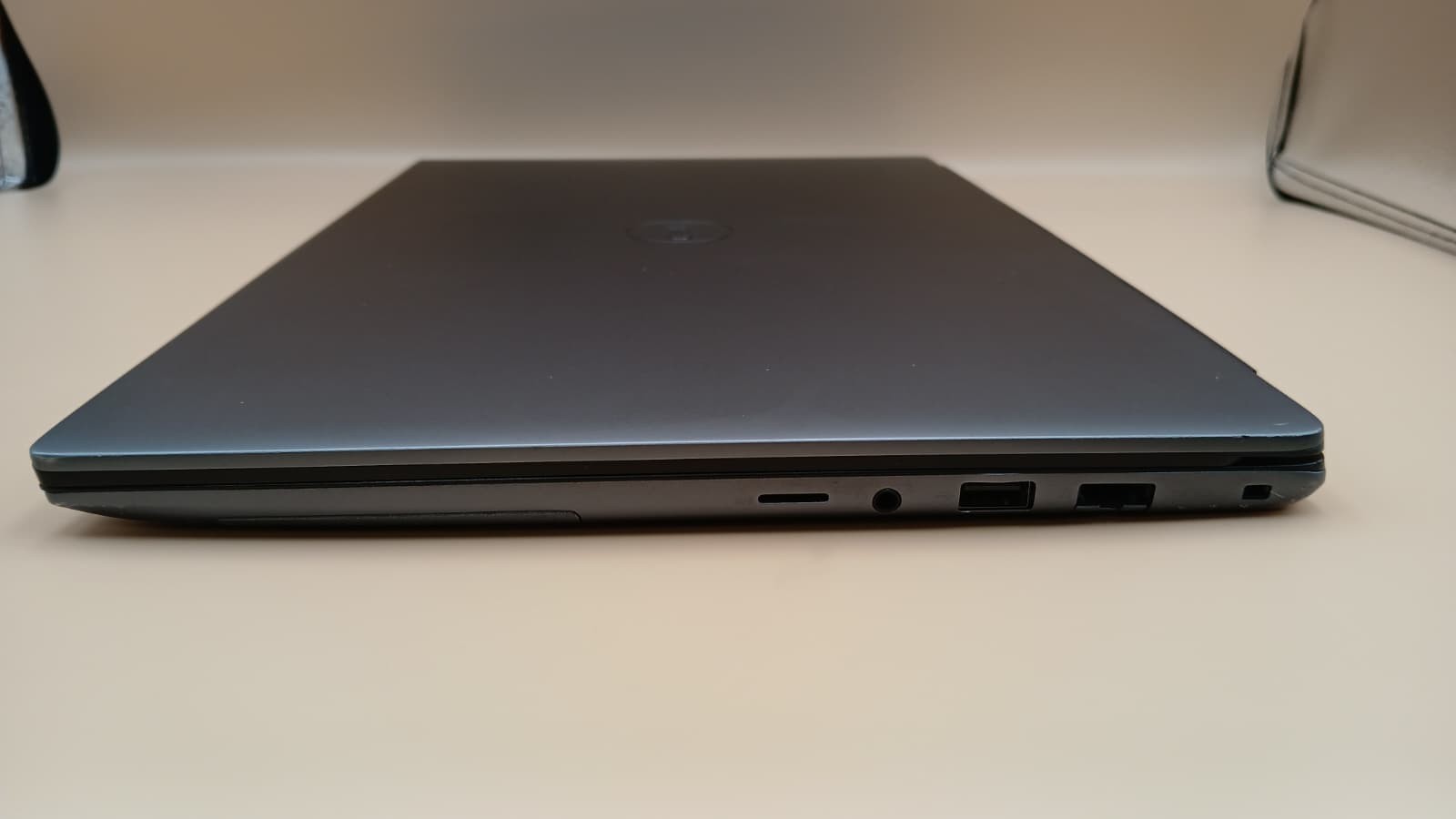 Dell Vostro 5590 15.6″ FHD i5-10210U 16GB RAM 256GB SSD Win11 Pro Laptop