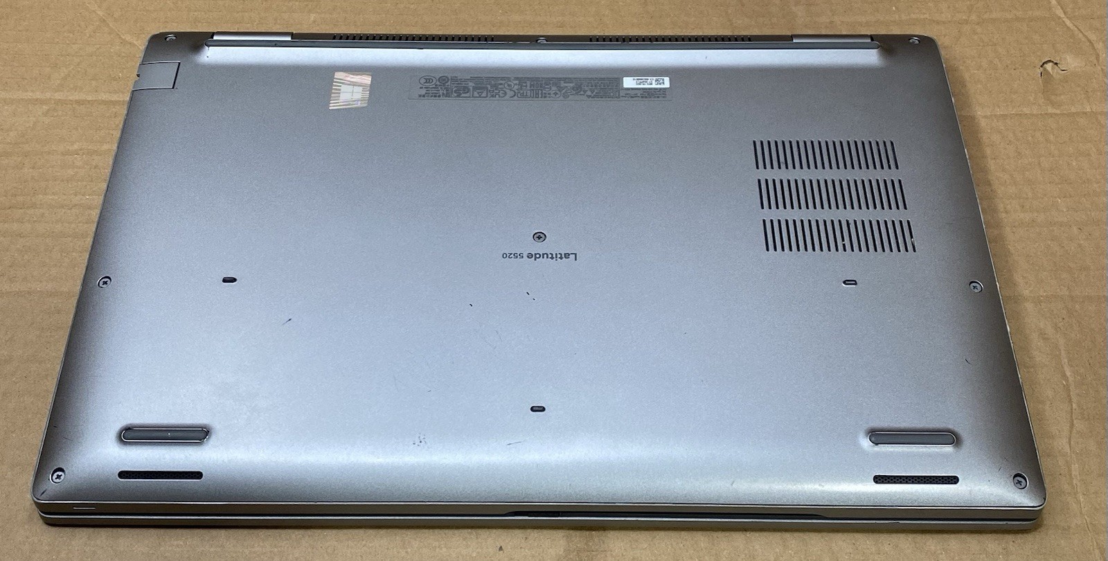 DELL LATITUDE 5520 15.5″ Core i7-1185G7 @ 3.00GHz 16GB RAM 512GB SSD Windows 11