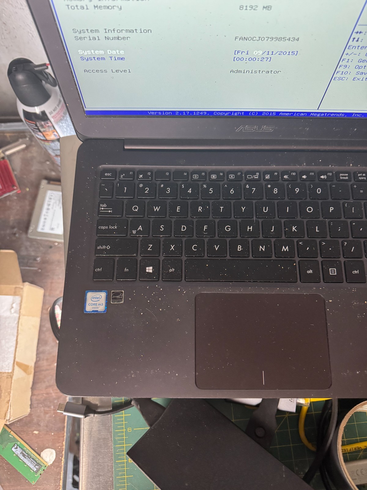 ASUS Laptop UX305C Core M3-6Y30, 8GB RAM, 13″ Laptop for Repair #4644
