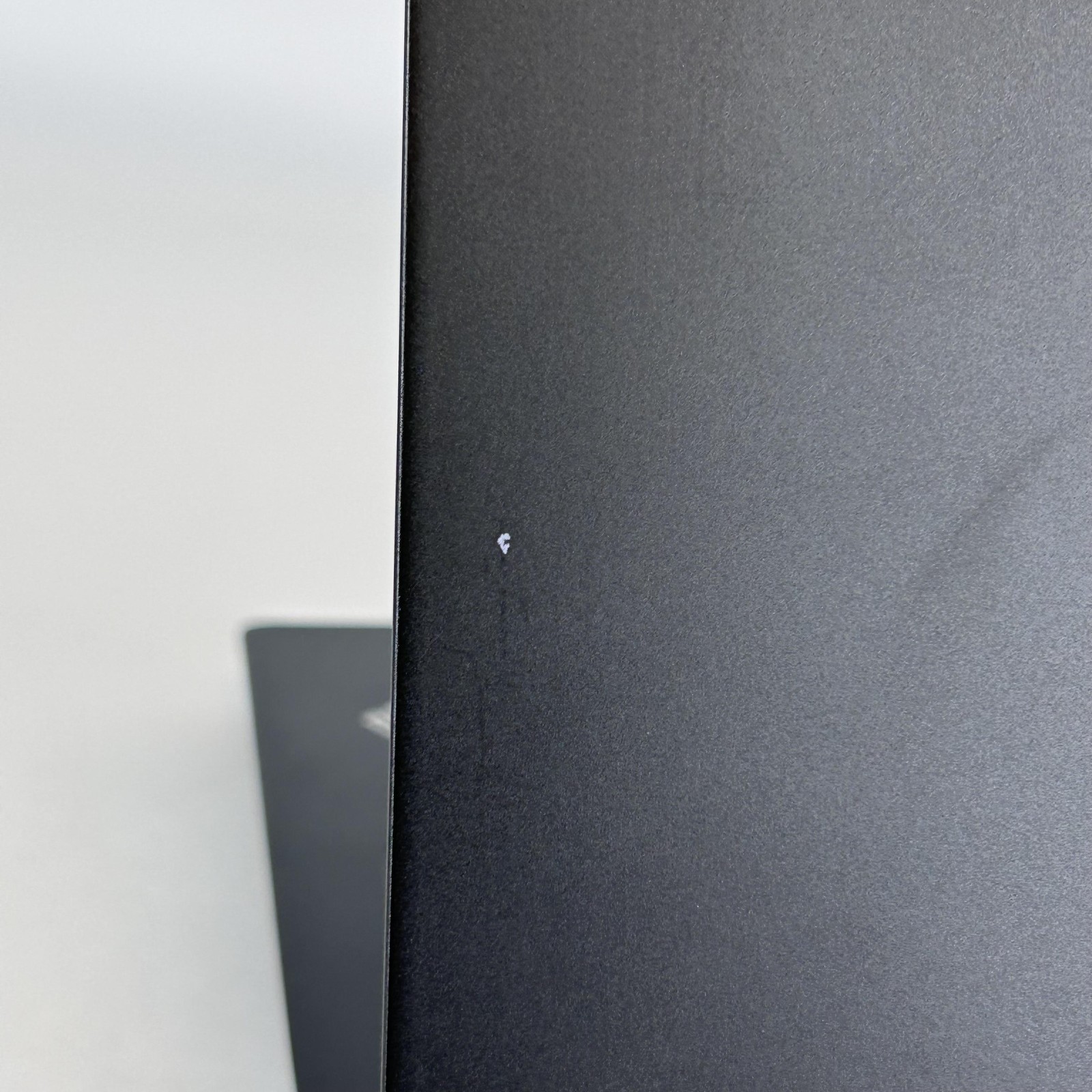 Lenovo ThinkPad E490s 14 Black FHD i5-8265U 1.60GHz 8GB 512GB SSD Very Good