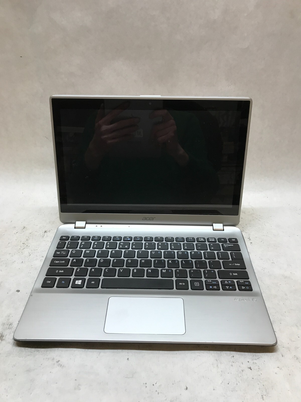 Acer Aspire V5 12″ V5-122P-0864 AMD A4-1250 2GB RAM For Parts/Repair NO POWER DW