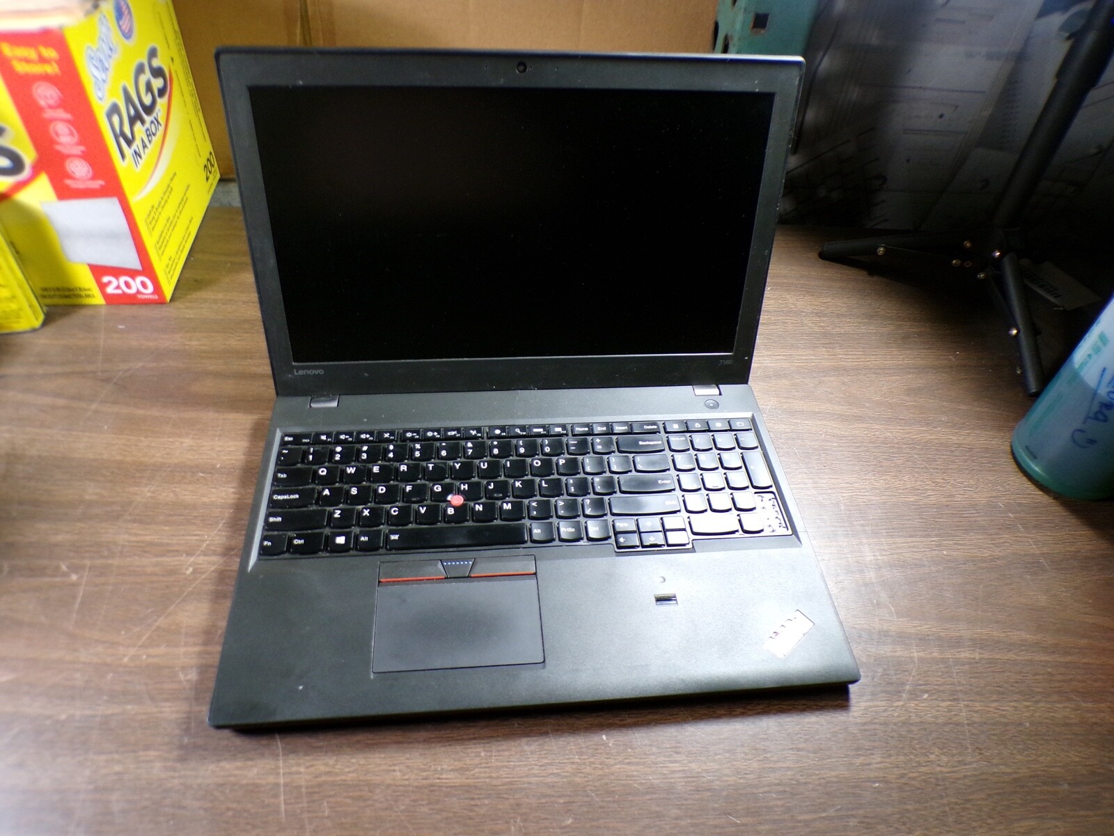 THINKPAD LENOVO T570 INTEL CORE I5-6300U 2.40GHZ 4GB RAM **NO HD/ NO CADDIE
