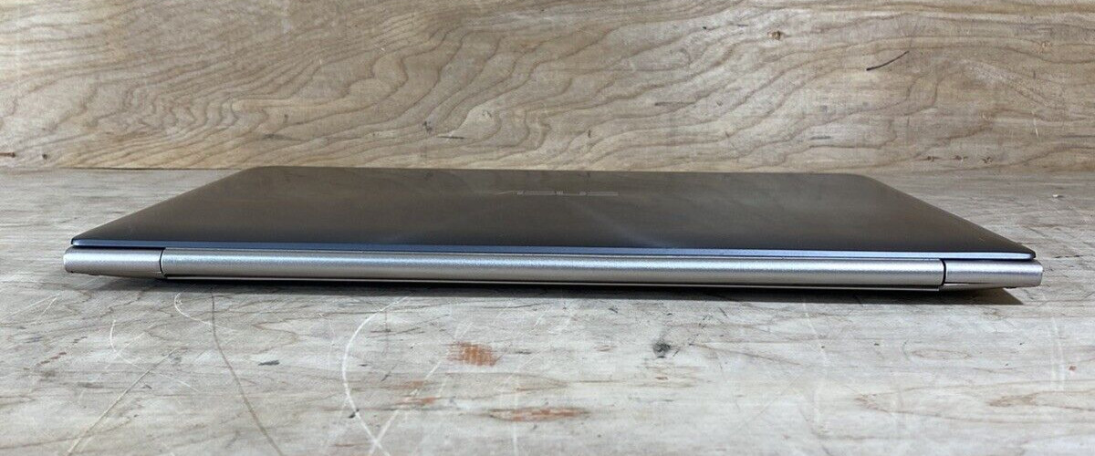 Asus ZenBook 13.3in/ Full HD Display/ Intel i7-3517u 1.9GHz/4GB RAM BATT 84%