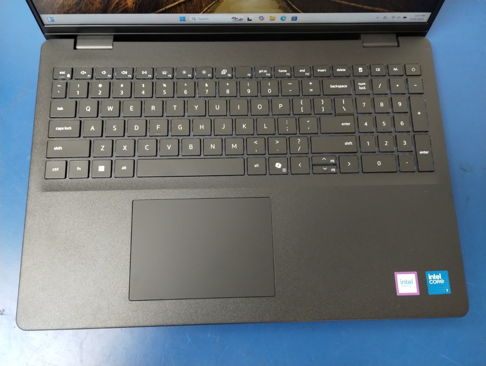 DELL 16 DC16250 MRYT3, Intel Core 7 150U, 1.80 GHz, 16 GB RAM, 1 TB NVMe SSD