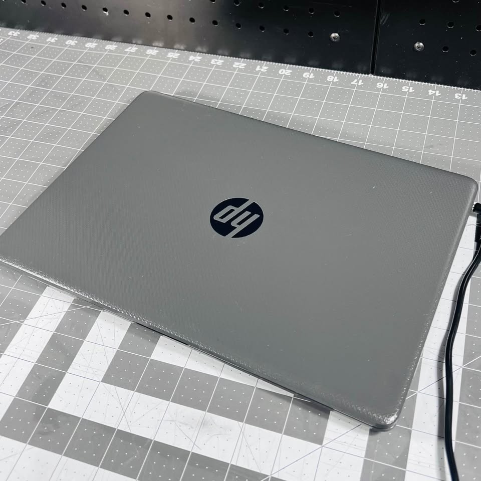 HP Grey Laptop / Factory Reset with Charger ( Works)
