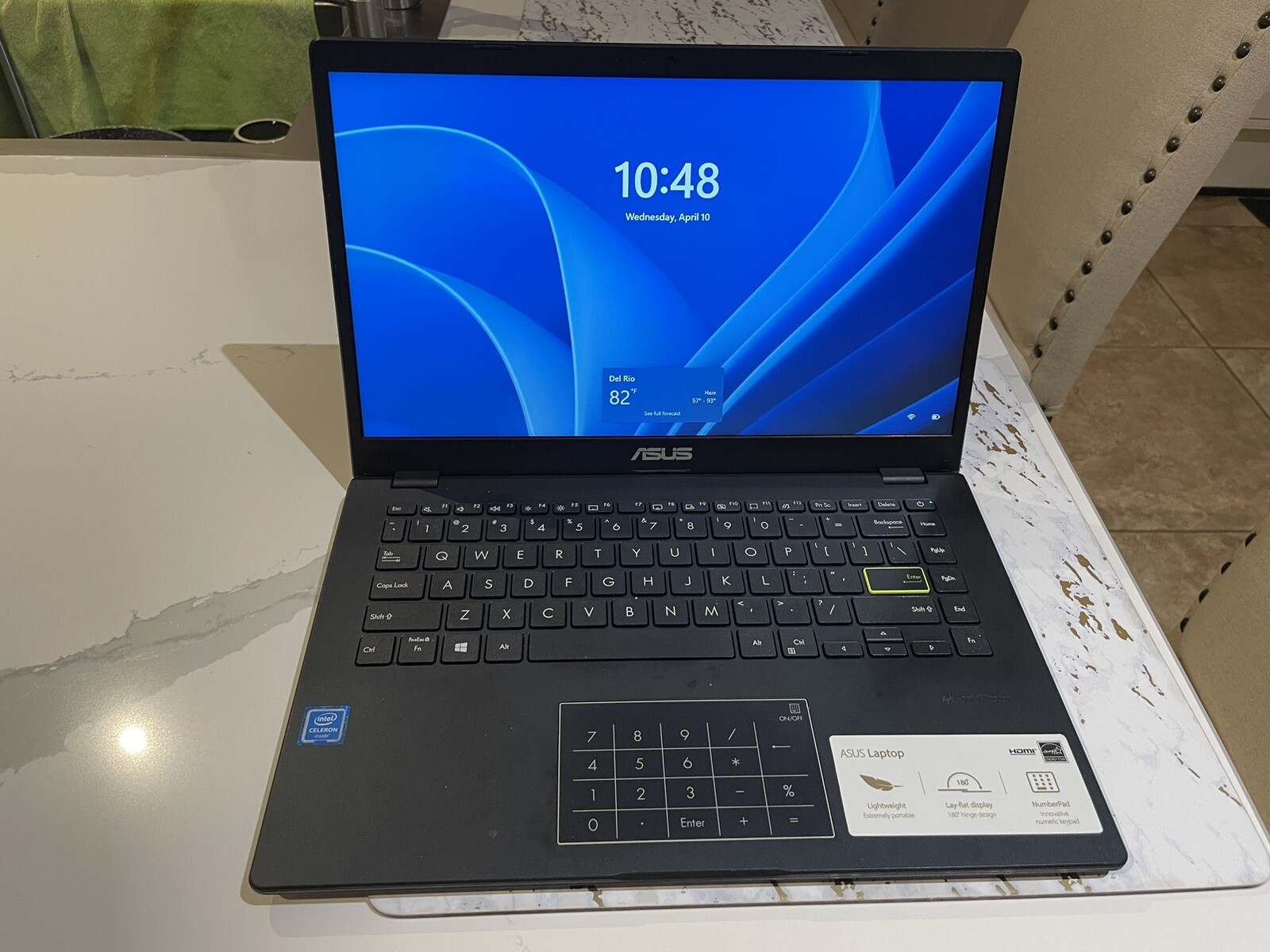 ASUS VivoBook Go 12 L210 11.6” (64GB eMMC, Intel Celeron N4020, 2.8GHz, 4GB…