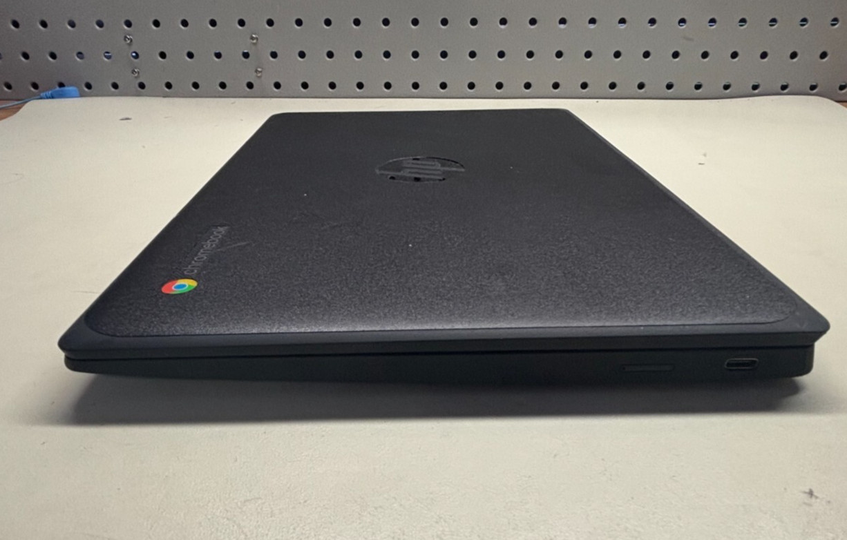 HP Chromebook 11 G9 Q 11.6″ Chromebook – HD Touch Screen, Mobile Network, 2 USB