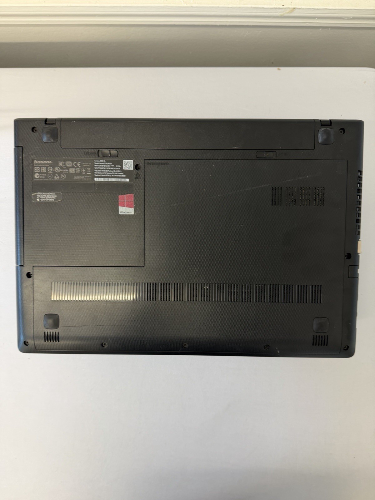 Lenovo G50-45 Laptop – Unknown if Screen is Good – CPU is Unknown – Read Des