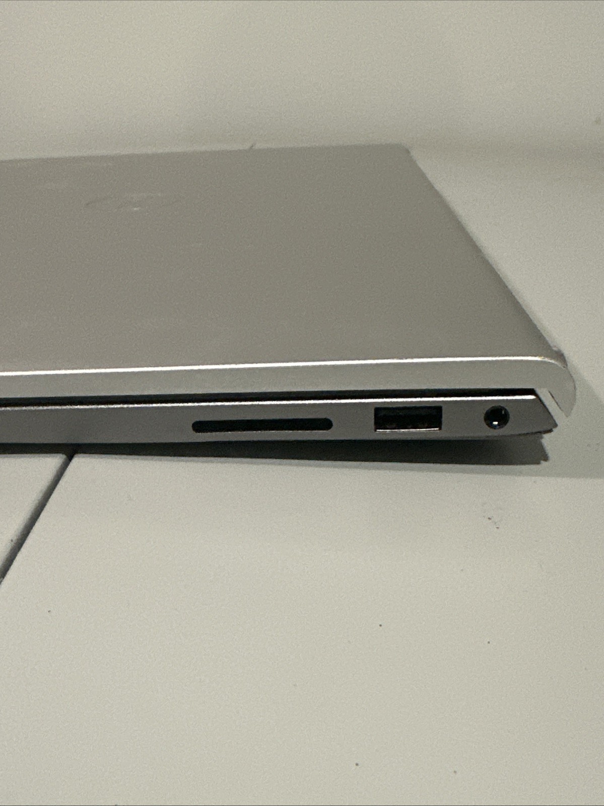 Dell Inspiron 15 5510 15.6” (512GB SSD Intel Core i7-11390H 3.4GHz 16GB RAM)…