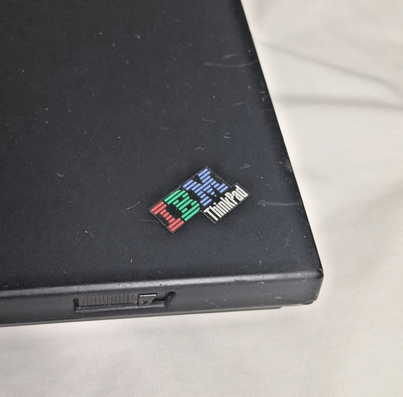 IBM Thinkpad T43 Laptop Powers On – For Parts