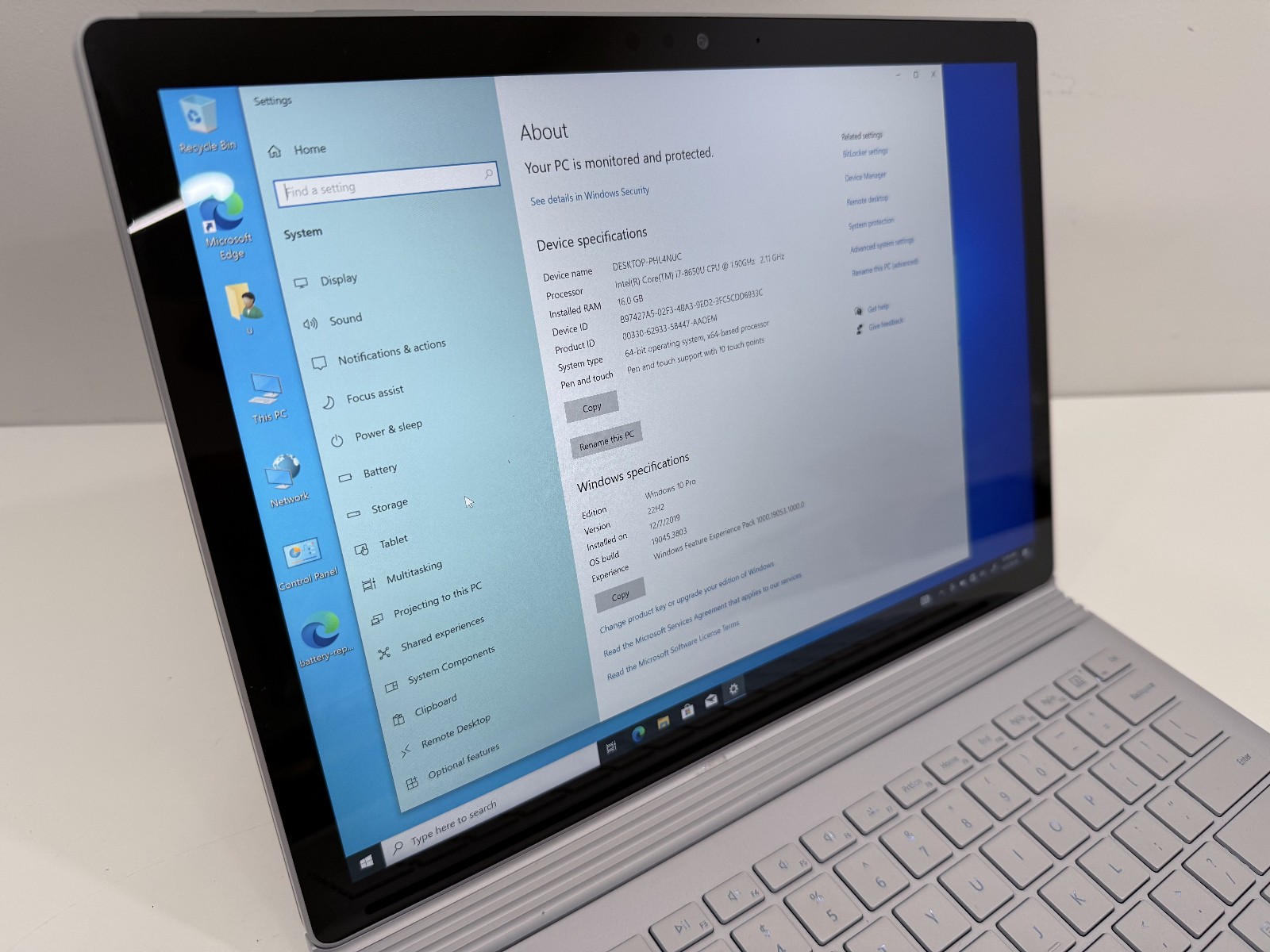 Microsoft Surface Book 2 i7-8650U 16 GB RAM 512 GB Win 10 Pro GeForce GTX 1050 2