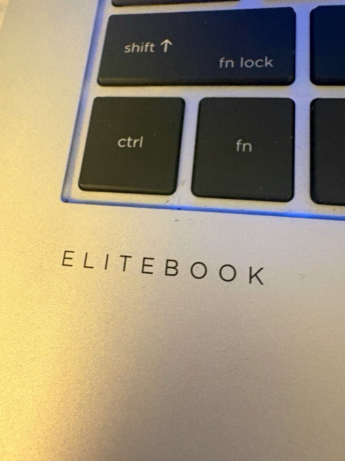 HP EliteBook 845 G9 14” (238GB SSD AMD Ryzen 7 Pro 6850U 2.7GHz 16GB RAM)