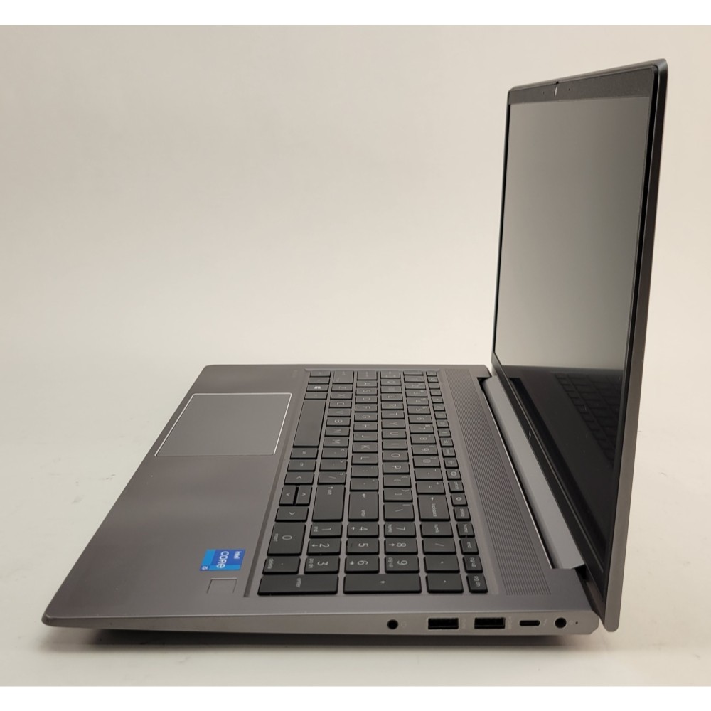 HP ZBook Power G8 PC 15.4″, i5-11400H -16GB DDR4- 512GB SSD
