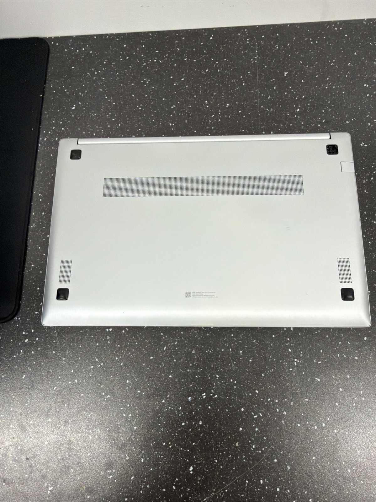 Samsung Galaxy Book 4 15.6″ Core 7 150U 16GB RAM 512GB NVMe Win-11