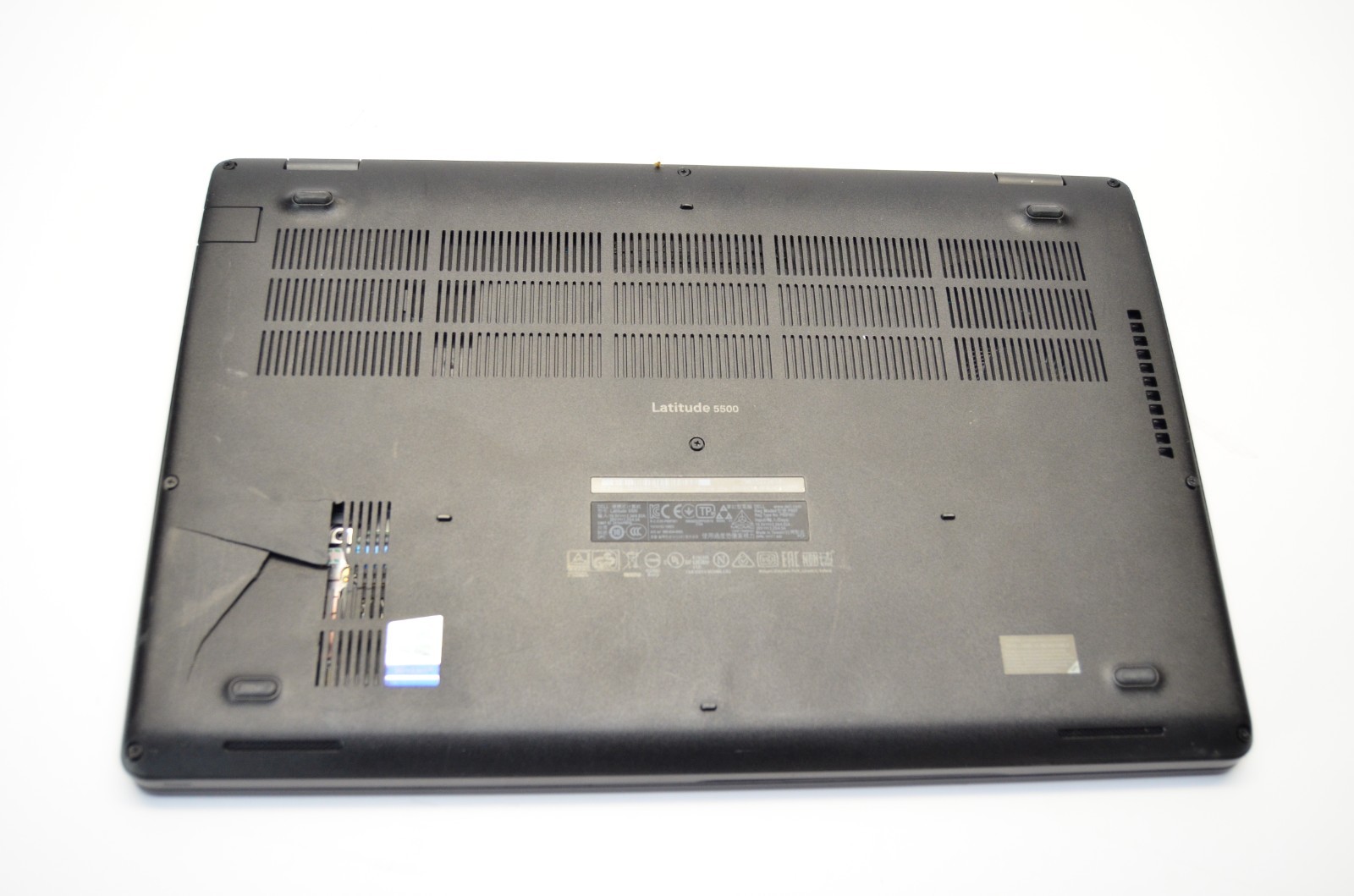 Dell Latitude 5500 15″ Laptop i7-8665U 1.9GHz 8GB RAM NO HDD NO OS READ!