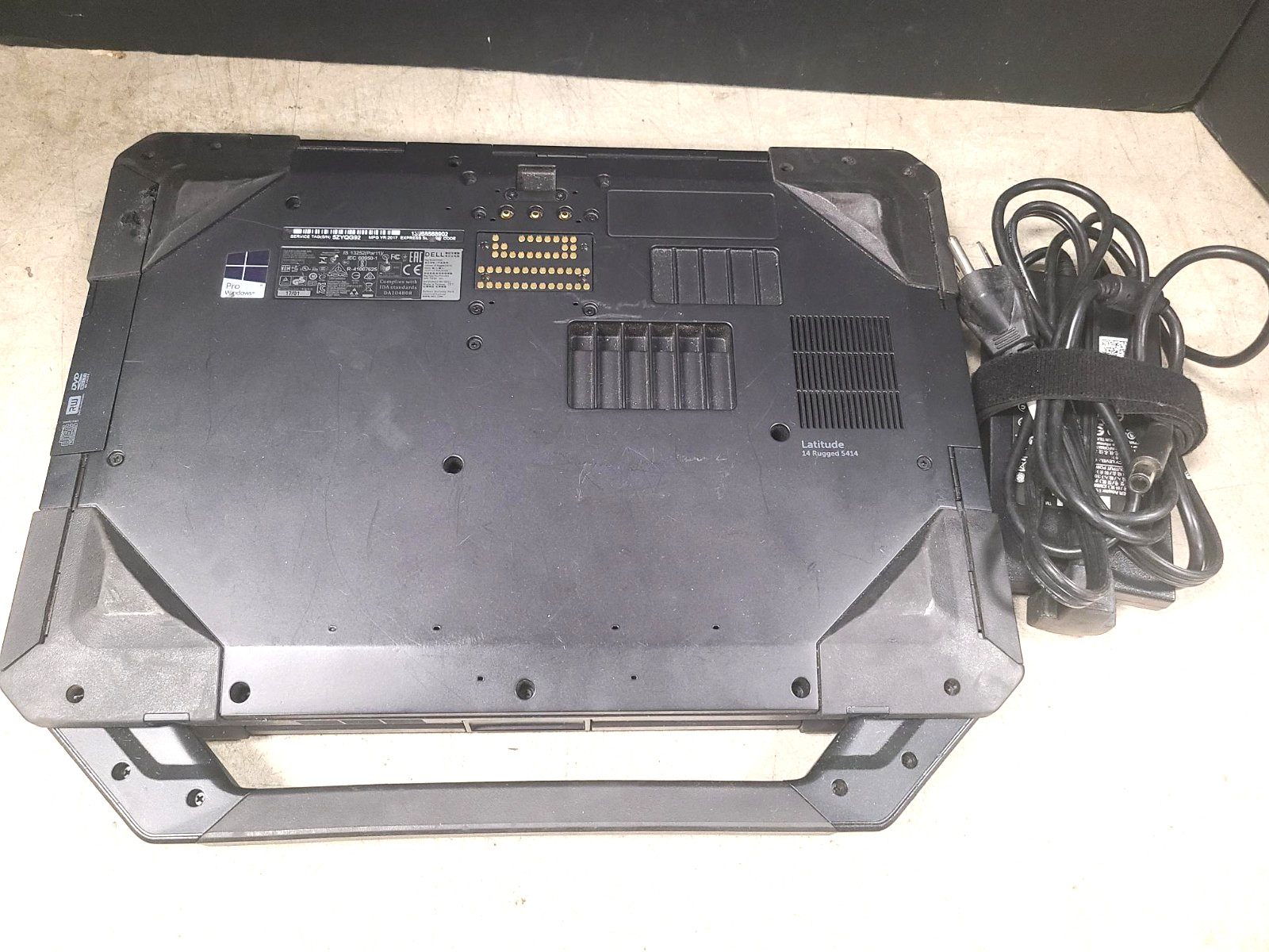 DELL Latitude 5414 Rugged 14″ FHD I5-6300U 512GB 4GB W10P Backlit DVD wifi/BT