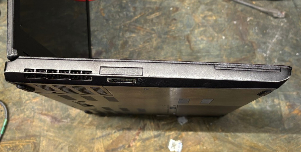 Lenovo ThinkPad P50 Core i7-6700HQ 16GB RAM 512GB NVME Quadro M1000M