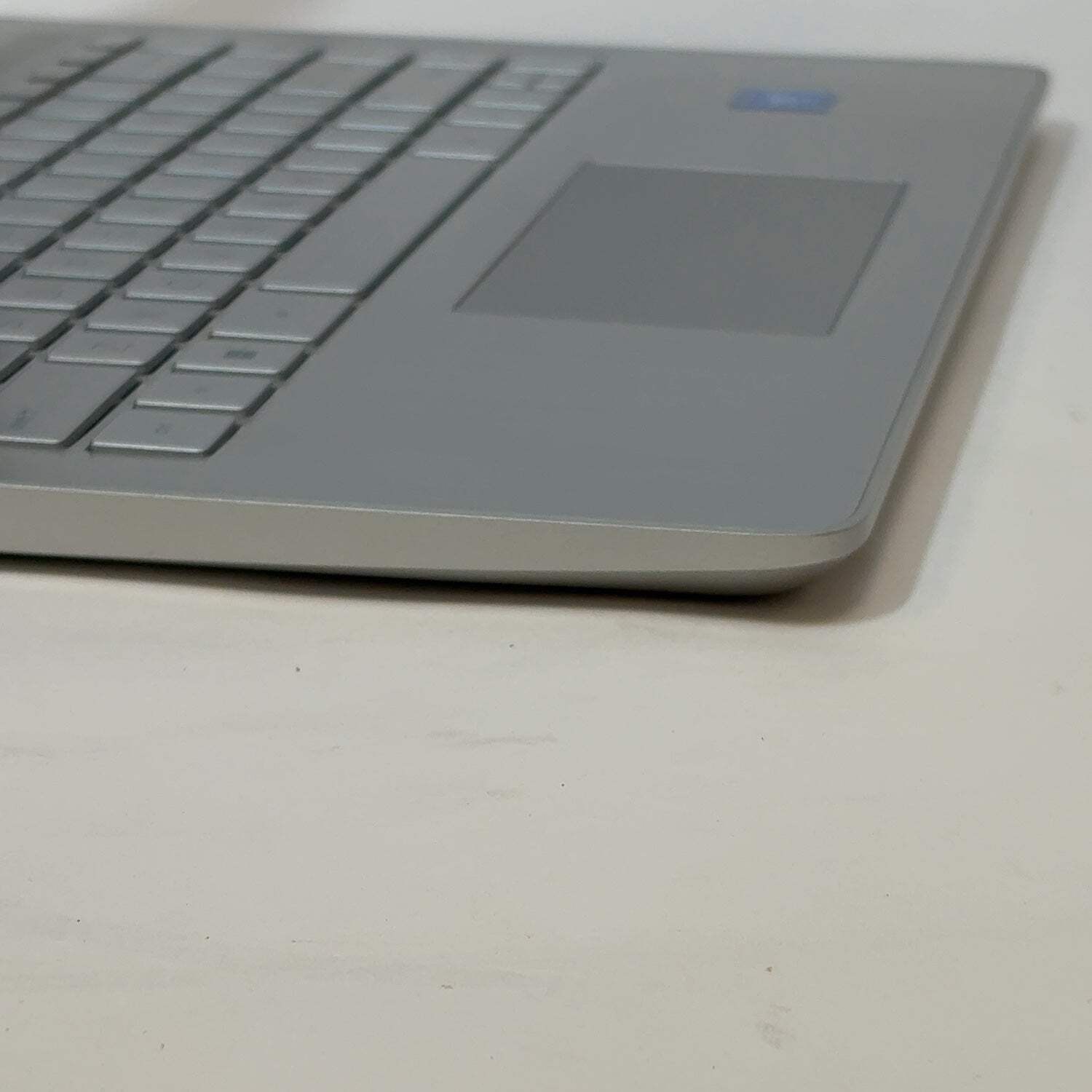 HP Laptop 14-DQ0711DS 14″ Celeron N4120 1.1GHz 4GB RAM 64GB