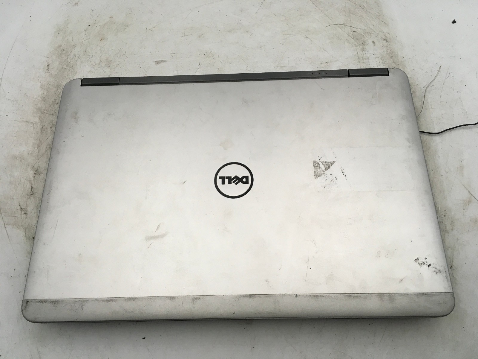 DELL LATITUDE E7340 – FOR PARTS/REPAIR – INTEL i7-1365U – 4GB RAM – READ DESC-BB
