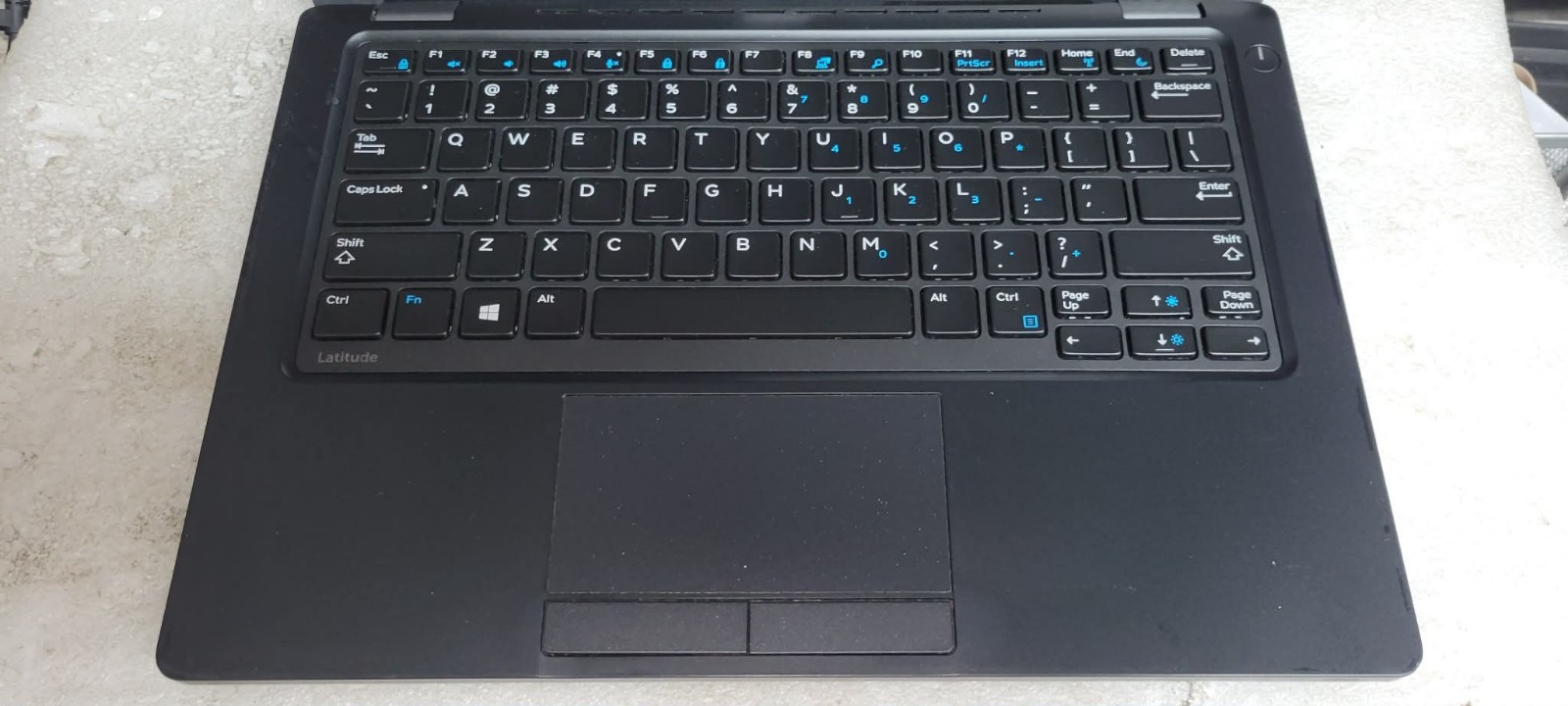 Clean Dell Latitude 5280 12.5″ i5-7300u 4GB RAM No SSD/OS