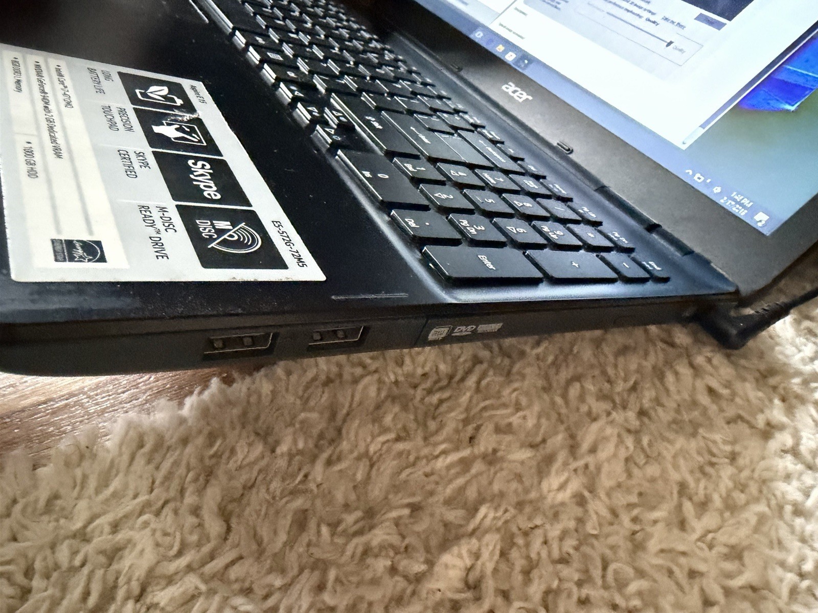 Acer Aspire E 15 – E5-572G-72M5 With charger (READ DESCRIPTION!)