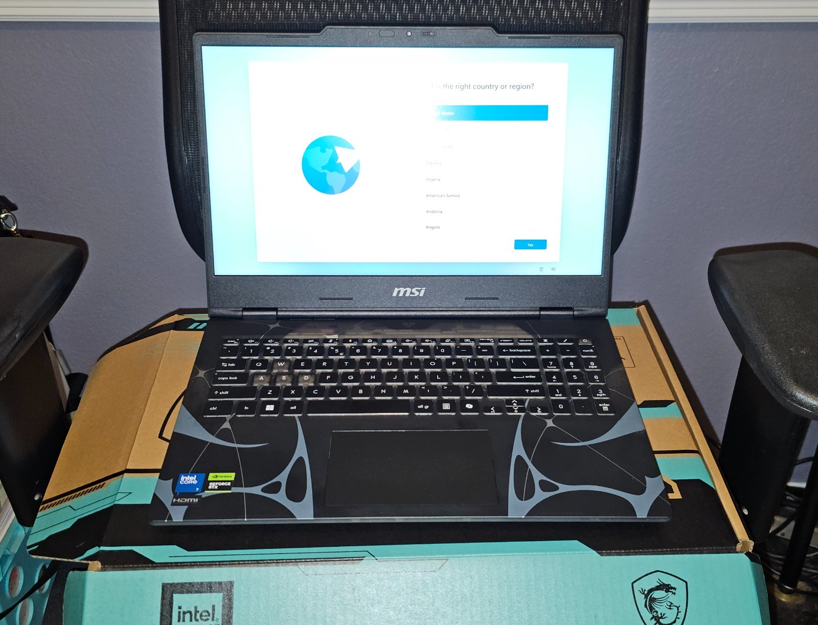 MSI Cyborg 15 B2RWEKG-257US 15.6″ Gaming Notebook Full HD 144 Hz Intel Core 7