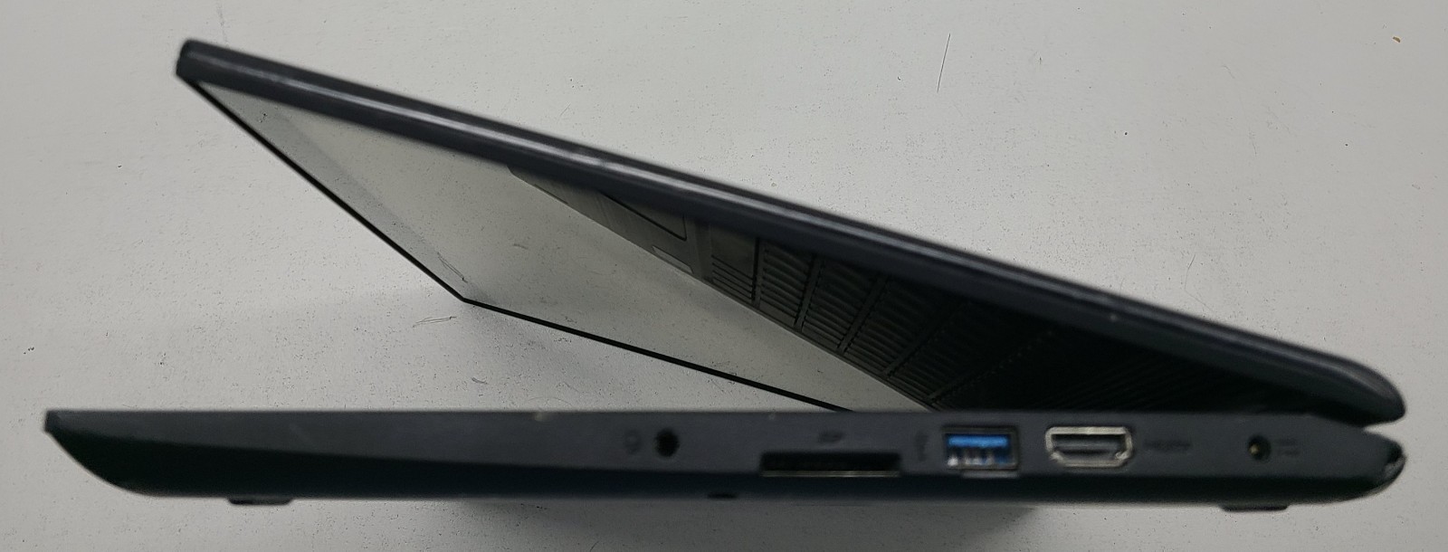 Acer Spin 3 SP315-51-579M Laptop Intel i5-7200U NO Ram/HD/OS/POWER (FL)
