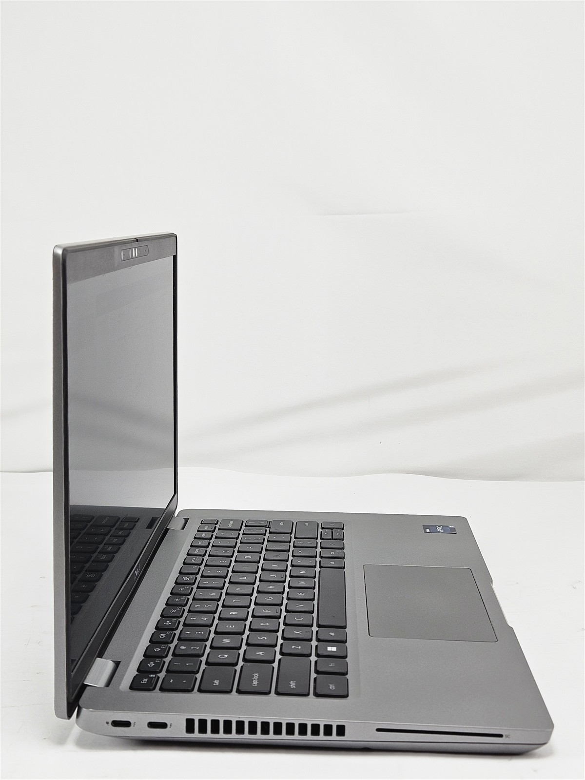 Dell 14″ Latitude 5431 P137G Intel Core i7-1270P 16GB RAM 256GB SSD Notebook