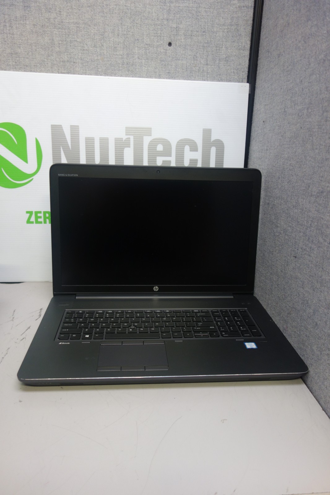 HP ZBook 17 G3 17.3″ i7 2.7GHz 32GB/256GB m2 SSD [NO OS][BADBTRY] Laptop[BIOS]AC